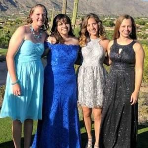 Meet your Posher, Leah